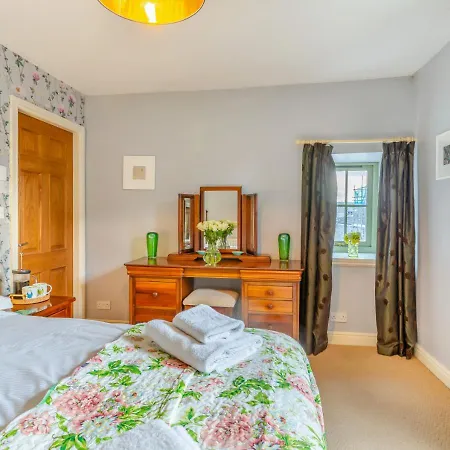 Ellerton House *